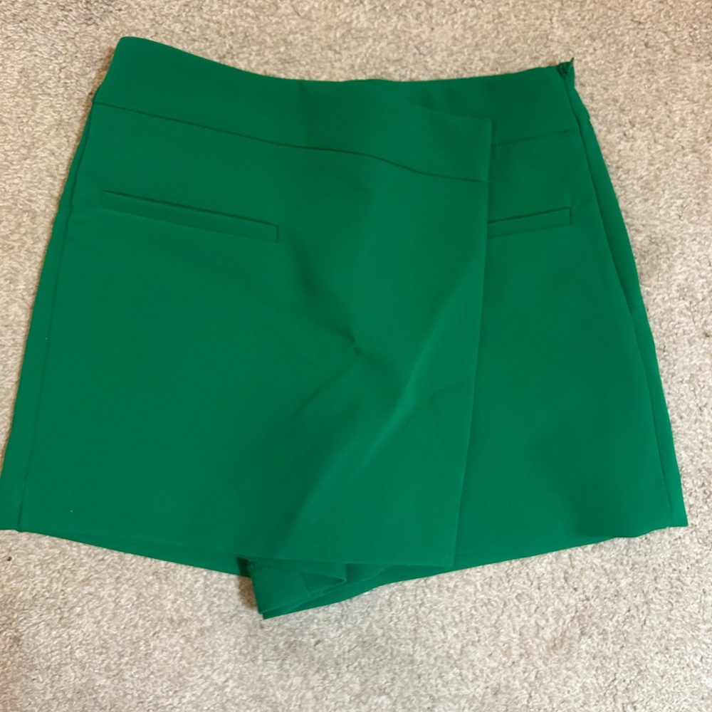 Zara Vibrant Green Women's Skort